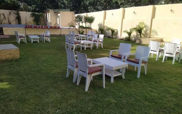 Holiday Highlights by DVM INDIA