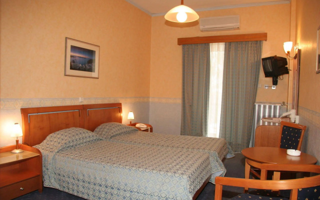 Stefania Beach Hotel