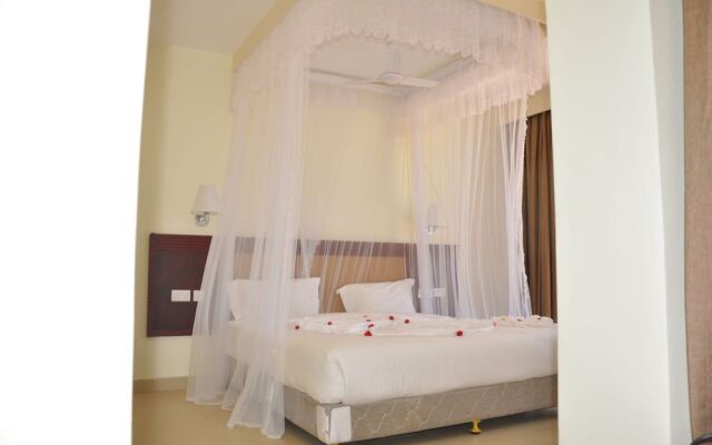 Luwa Evergreen Hotel