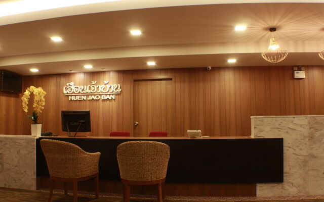 Huen Jao Ban Hotel