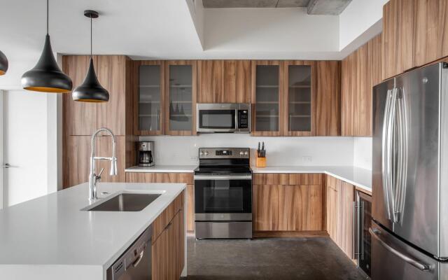 Austin | Heartwarming 2BD/2BA 2nd Street District Apartment