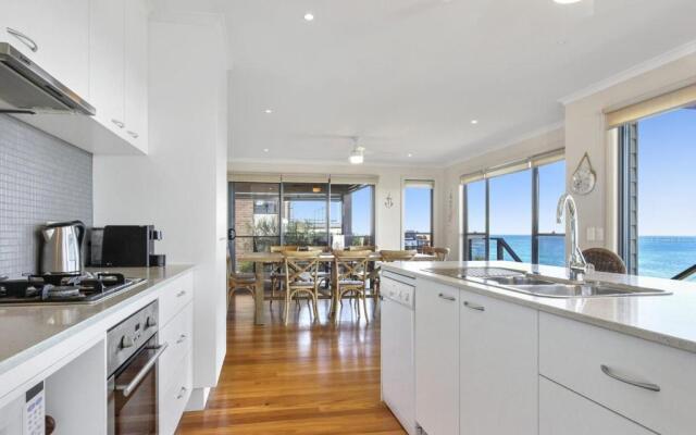 South Pacific Crescent 75, Ulladulla
