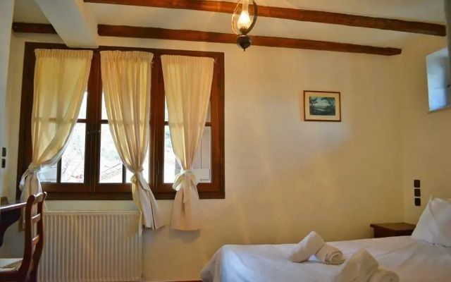 Plastiras Hotel
