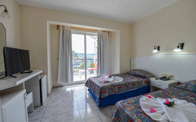 Blue Pearl Hotel& Villas