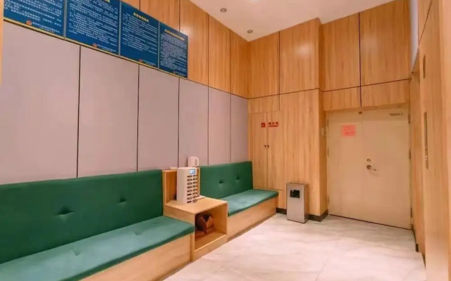 Qingmu Hotel