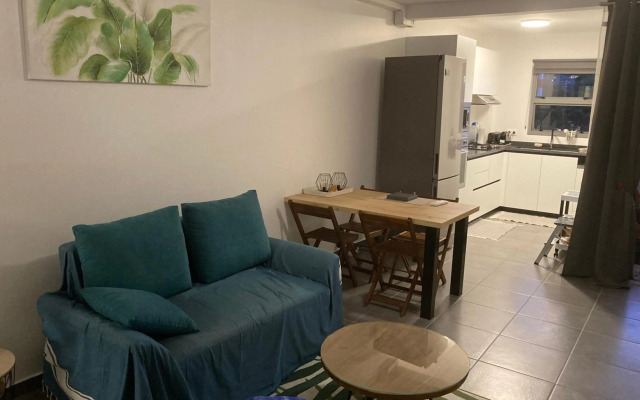 Standing Residence Kumuhei