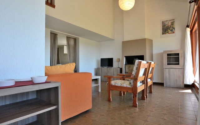 Apartment La Fiore 1 With Pool