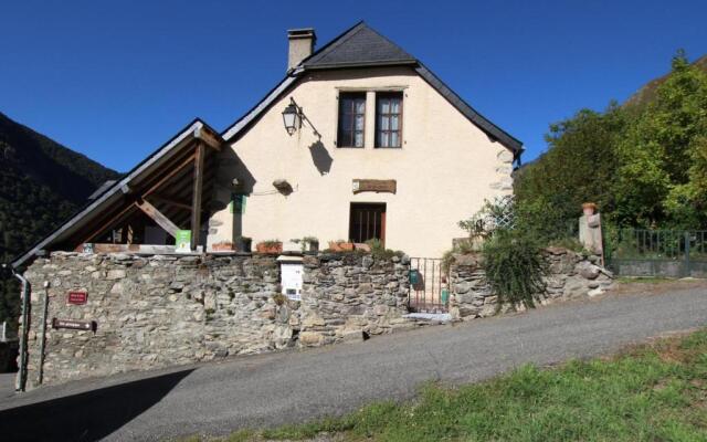 Gîte Cette-Eygun, 5 pièces, 10 personnes - FR-1-384-753