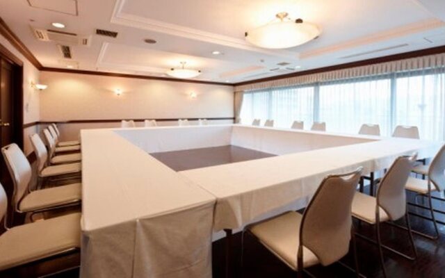 Hotel Racine Sinmaebashi