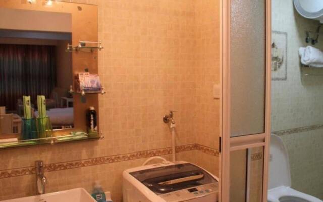 Jinfeng Hotel Apartment