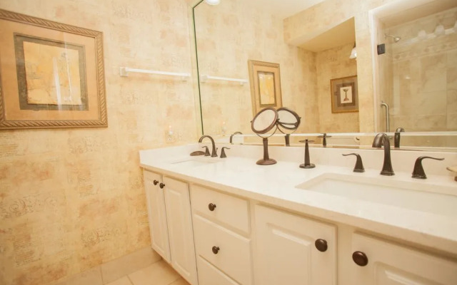 Beach Manor Tops L 312 72363 by RedAwning