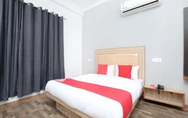 Hotel Redstone by OYO Rooms