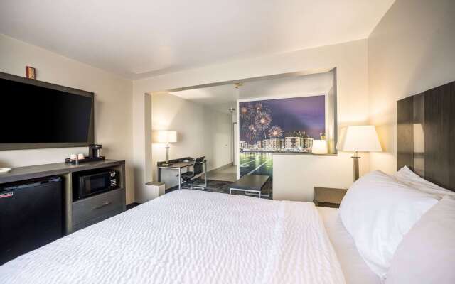 AmericInn by Wyndham Green Bay Near Stadium