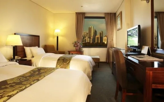 The Temf Hotel (Seoul Kyoyuk Munhwa Hoekwan Hotel)