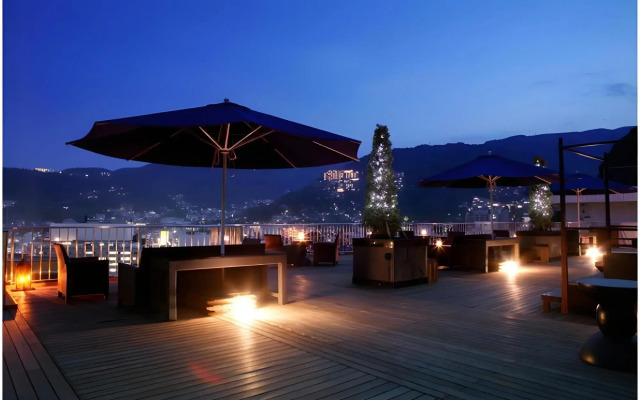 Atami Season Hotel