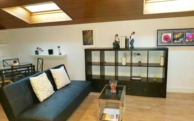 Studio in Madrid, With Wonderful City View and Wifi