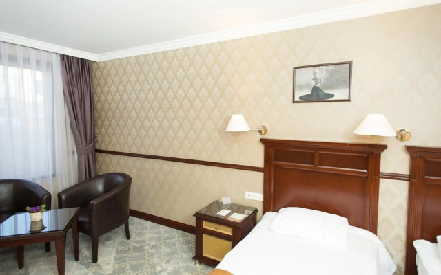 Topkapi Inter Istanbul Hotel