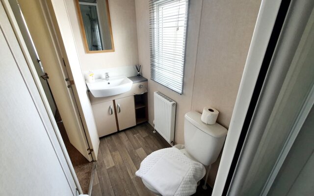 Butterfly 3-bed Hot Tub Lodge in Northumberland