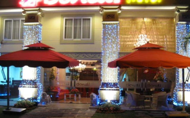 Bondi Hotel