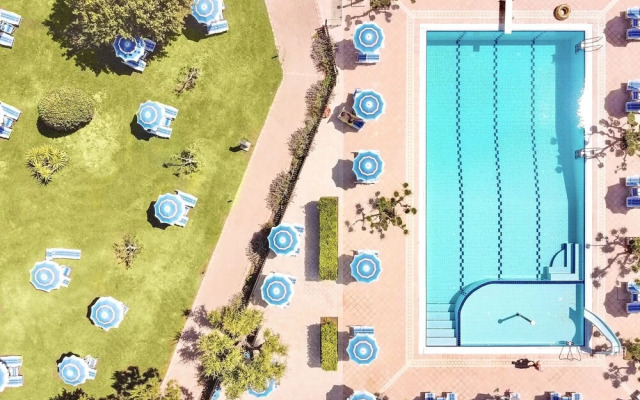 Residence a Vada con piscina