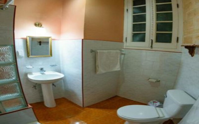 Yamila House
