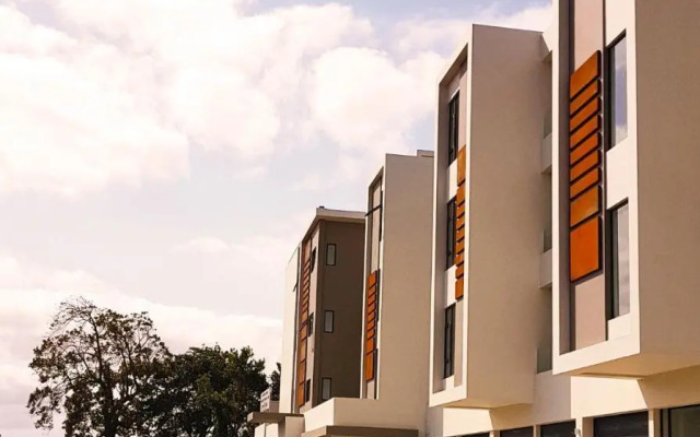 Studio 103, Ebene Square
