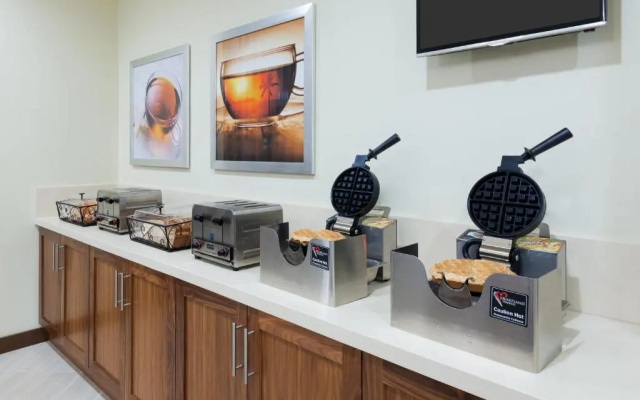 Staybridge Suites Miami International Airport by IHG