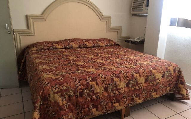 Hostal Plaza Jacona