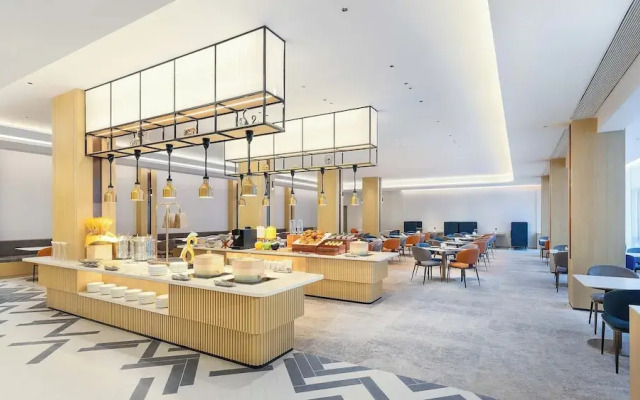 Longyan Liancheng by IHG