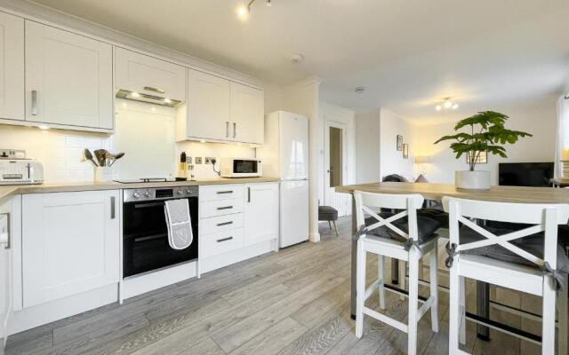 Pier View Apartment
