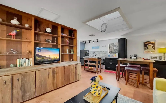 Washington Studio