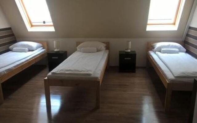 Vígadó Apartmanház