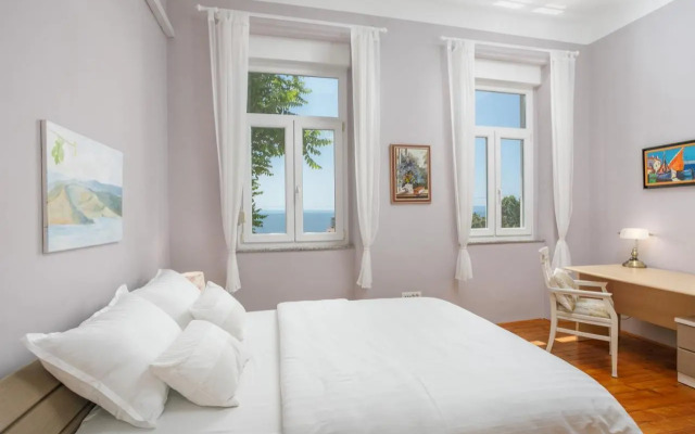 Apartment Gloria