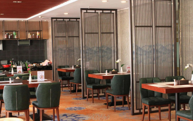Xiongbao Hotel