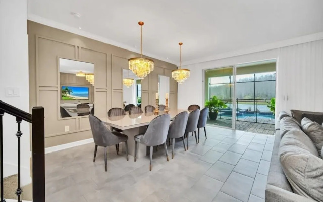 2900penolpe 9 Bedroom Home