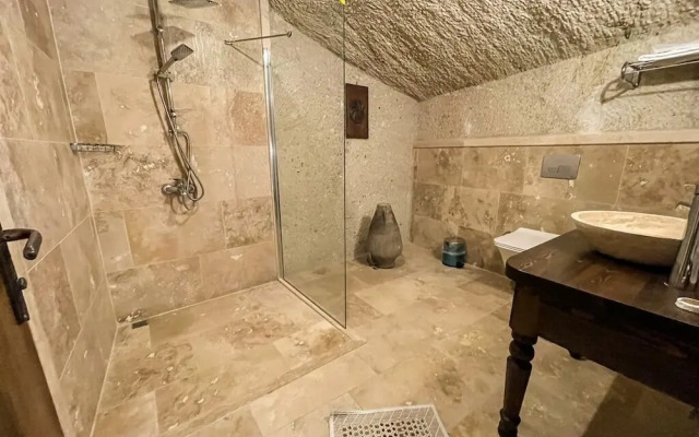Takunya Cave Hotel