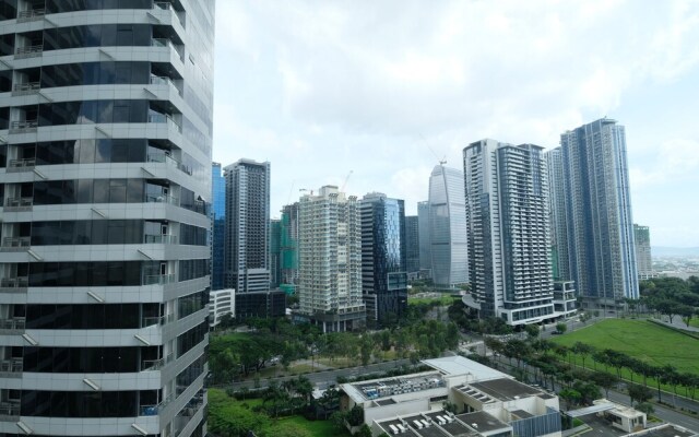 Fairways Tower by StayHome Asia