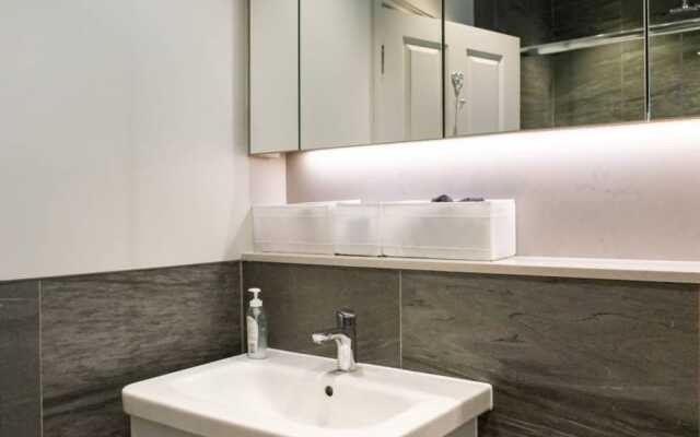 3 Bedroom Fulham House With a Charming Garden