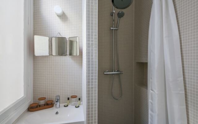 Beautiful Studio Near Madeleine/opéra