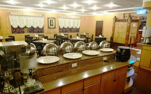 Ying Zhen Hotel