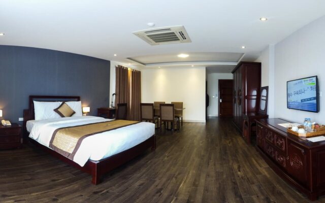 Cherry Hotel 1