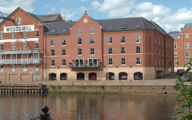 Queens Hotel