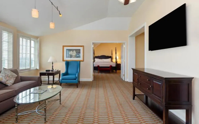 Virginia Crossings Hotel, Tapestry Collection By Hilton