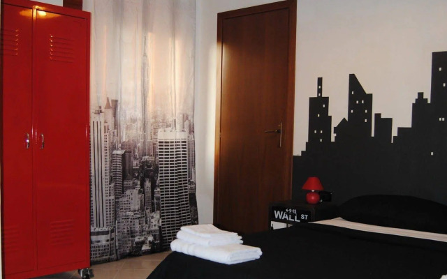 Metropolis Rooms & Services
