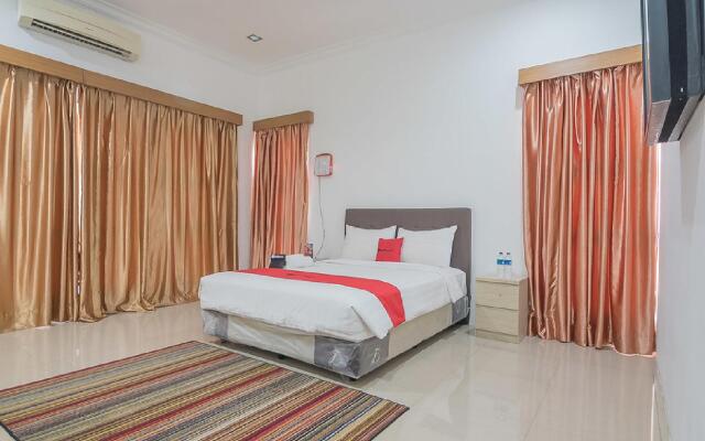 RedDoorz near Jatinangor Town Square