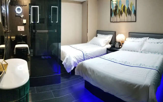 Star City Hotel - Tsim Sha Tsui