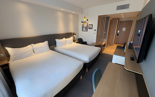 Holiday Inn Dijon Sud Longvic by IHG