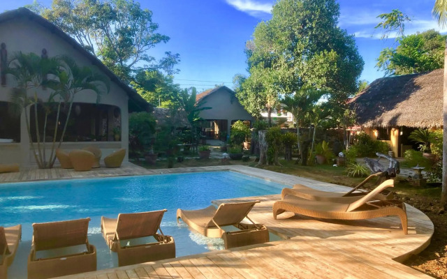 Hibiscus Garden Resort