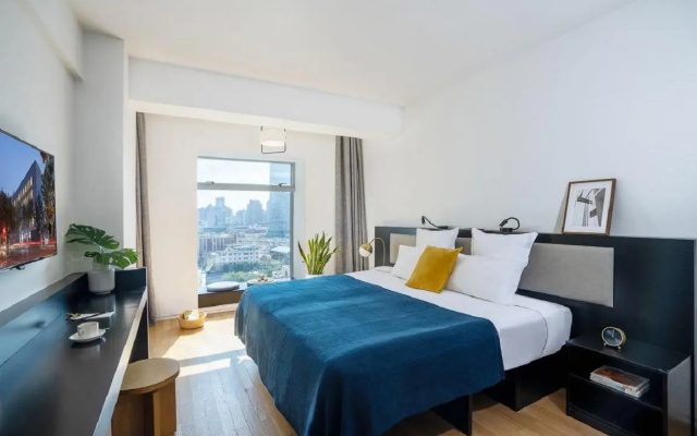 base SUHE Serviced Apartment