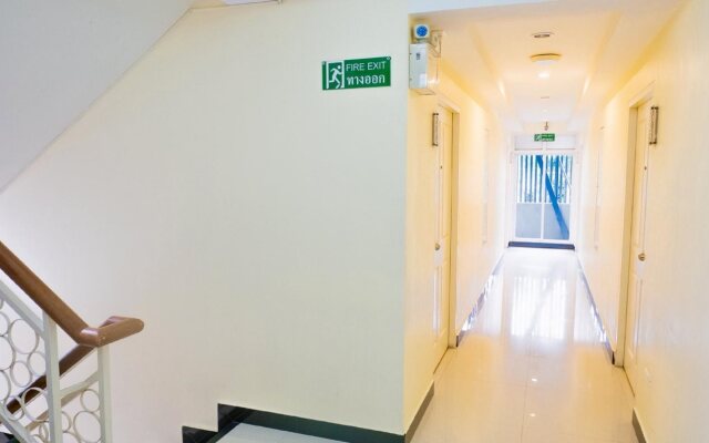 The Konnect Hotel
